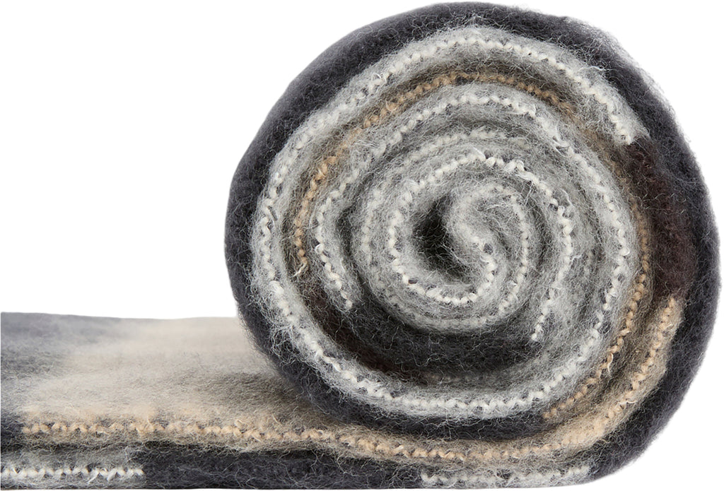 Isla Tartan Boucle Scarf